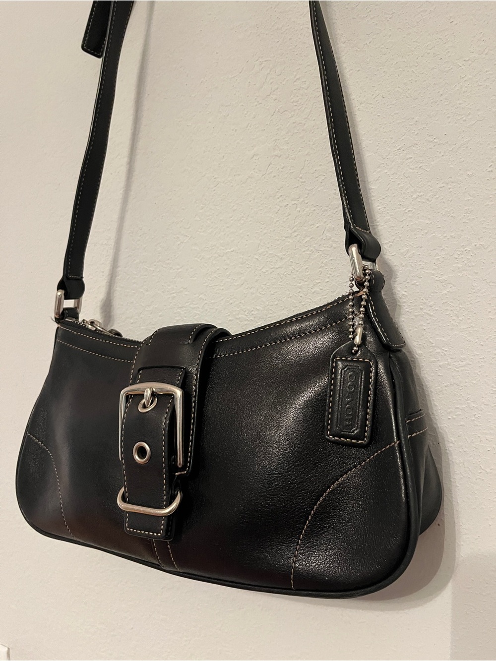 Coach Vintage Y2K Soho Hamptons Black Leather Buckle Shoulder Bag Style 7540